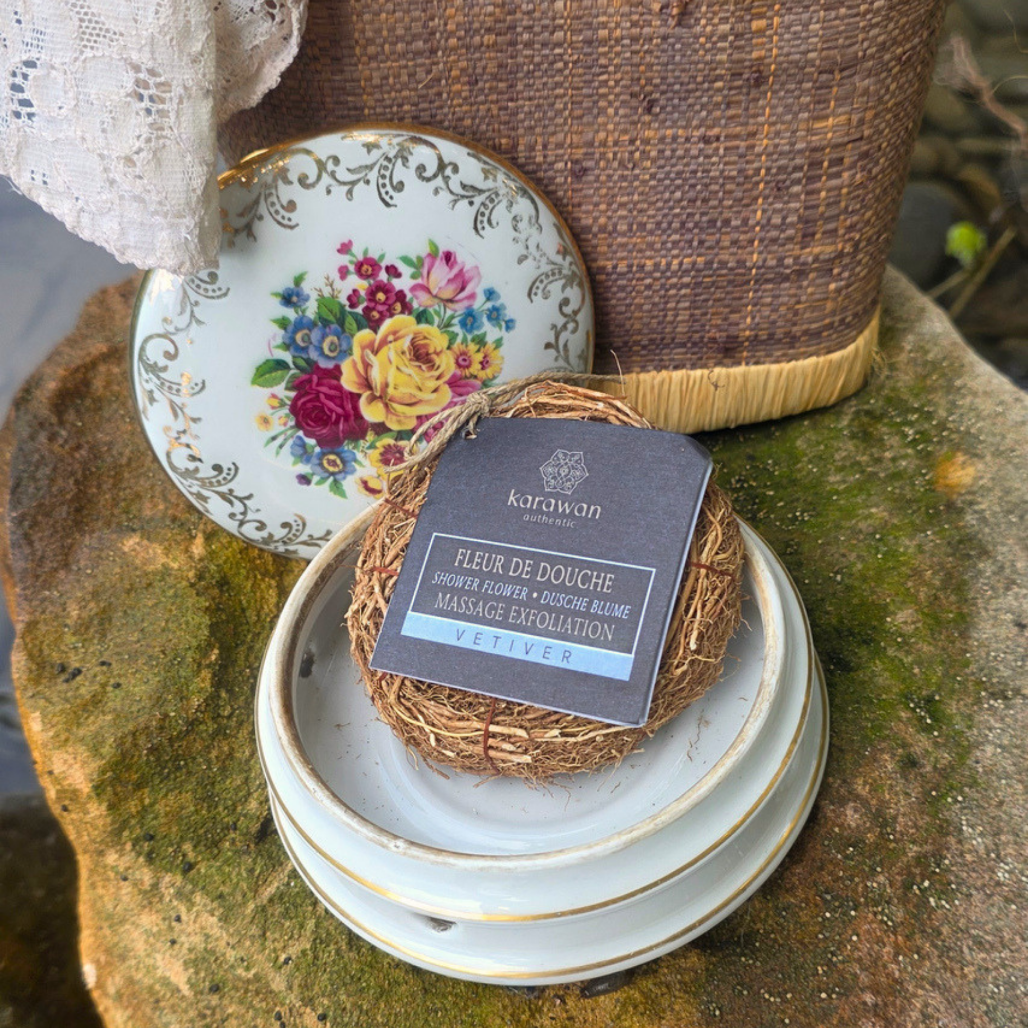 Fleur de douche : La Racine de Vétiver – L'Amulette de Peau Neuve