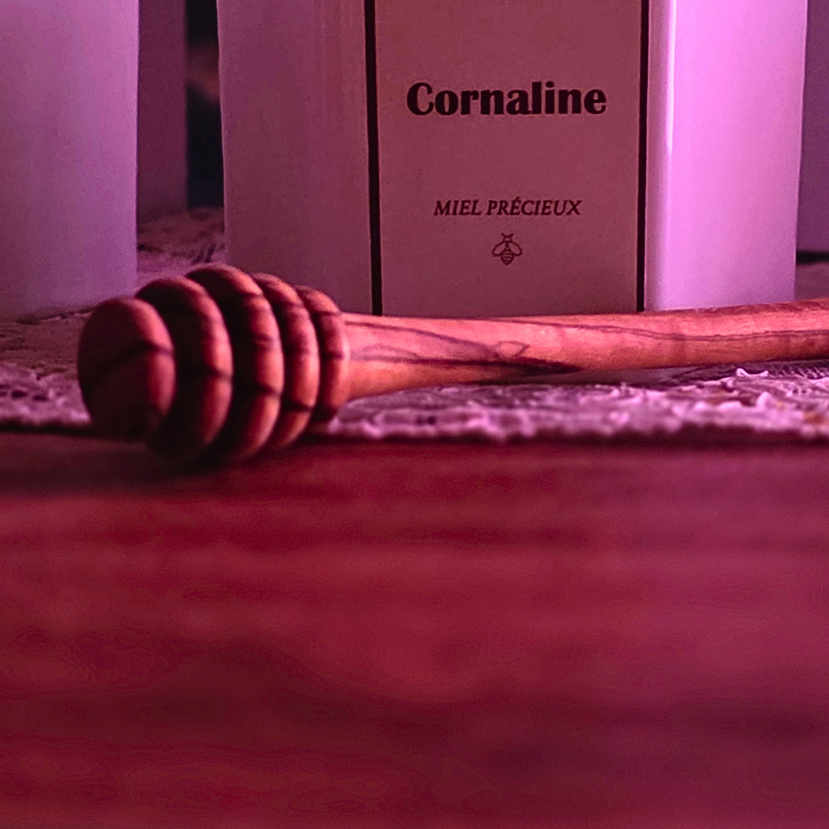 Cuillère à miel artisanale en bois d'olivier