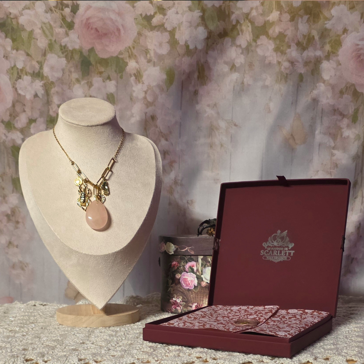 Collier L'Énigme du Scarabée