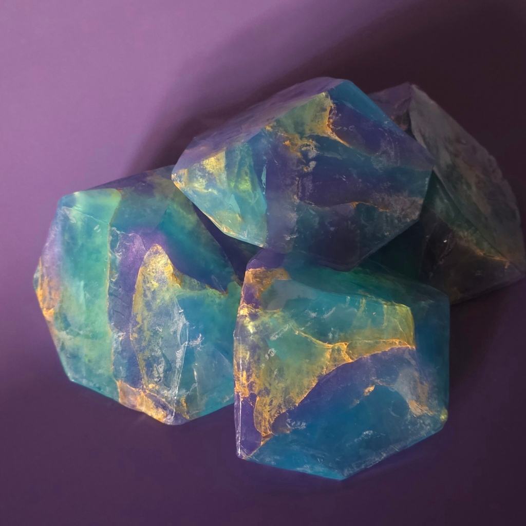 Savon artisanal - L'Éclat Prismatique de la Fluorite Sanseverina