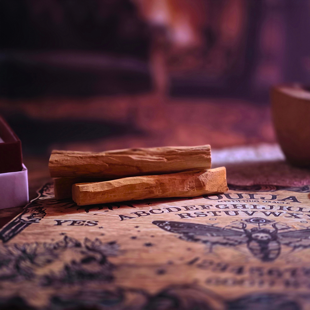 Le Palo Santo : L’Encens des Brumes Sacrées